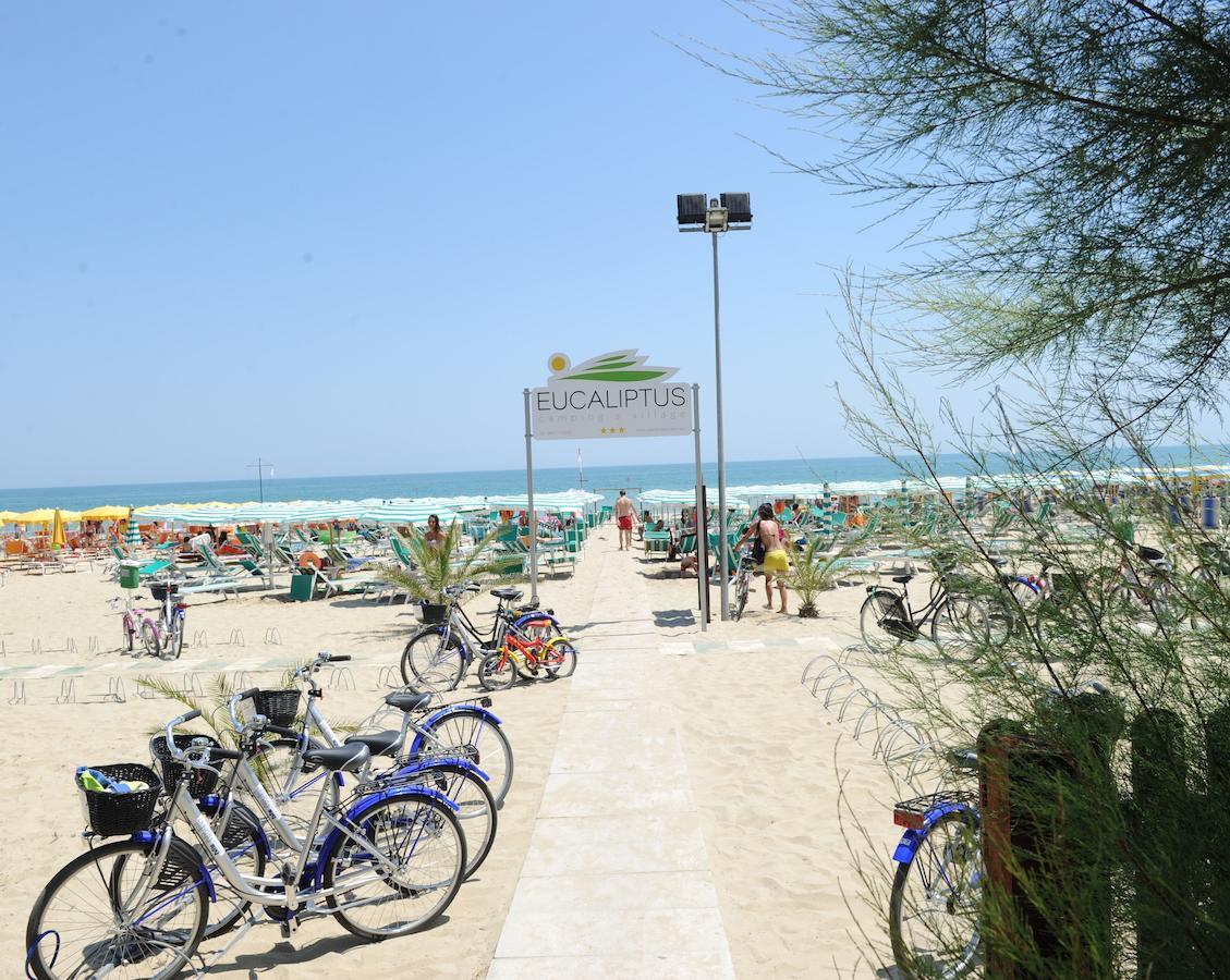 Camping & Village Eucaliptus Alba Adriatica Exteriör bild